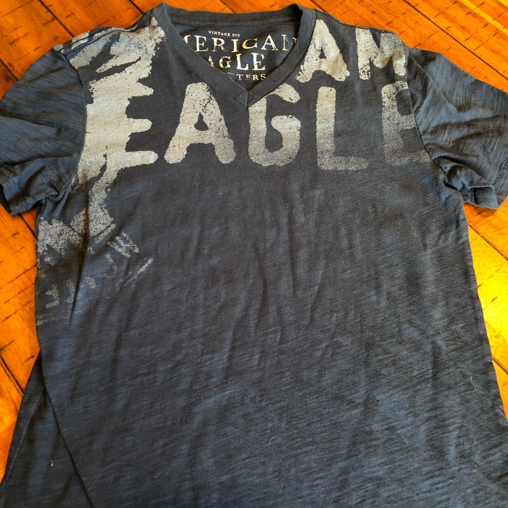 American Eagle V-neck T-shirt